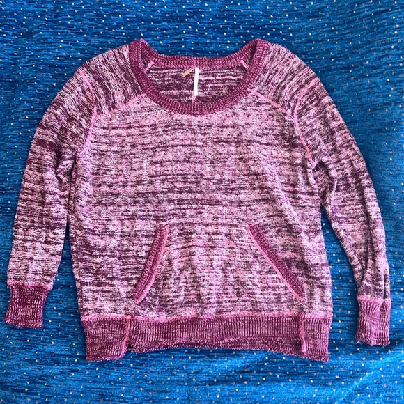 Free People oversized sweater size xs, distressed hem and cuffs - Picture 1 of 7